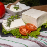 Најчести митови за сирењето што не се вистина